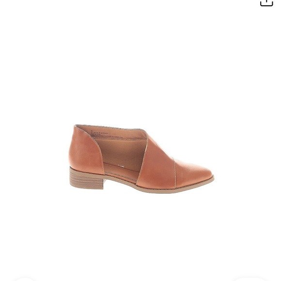 Target Shoes - Target Women's Tan Loafers